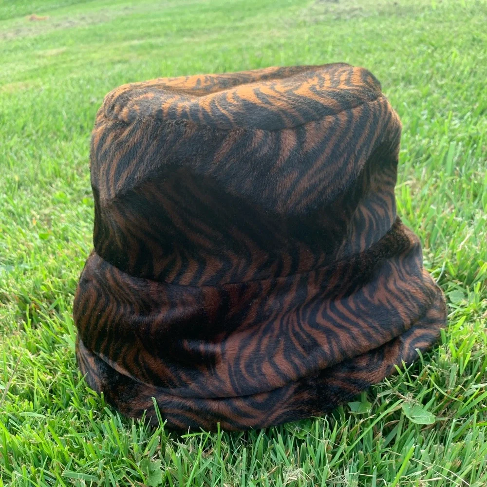 Bucket Hat - Picture 4 of 4